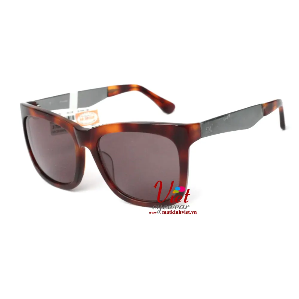 Kính mát Calvin Klein CK4247S 004