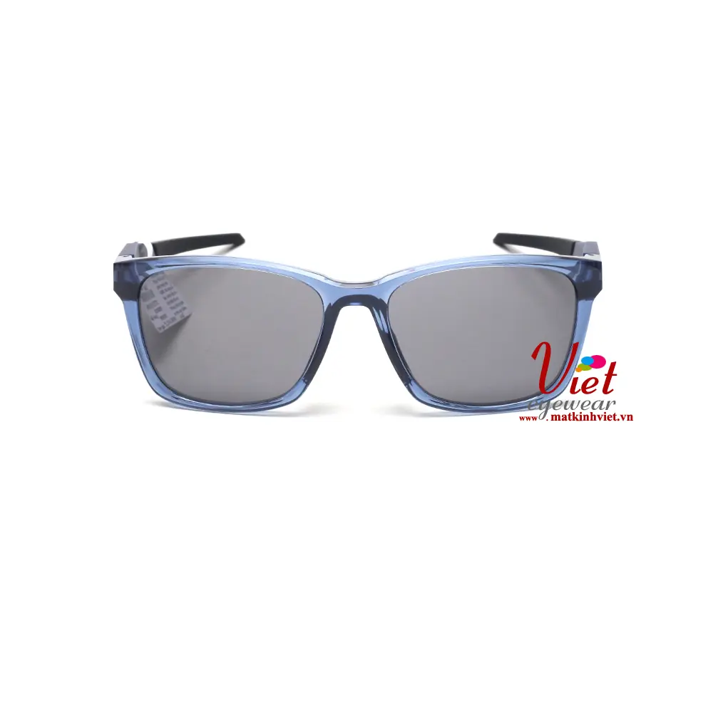 Kính mát Oakley OO9506D 05