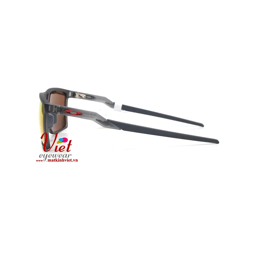 Kính mát Oakley OO9482 04