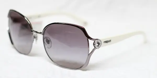 Kính mát Vogue VO3769SB 548/11