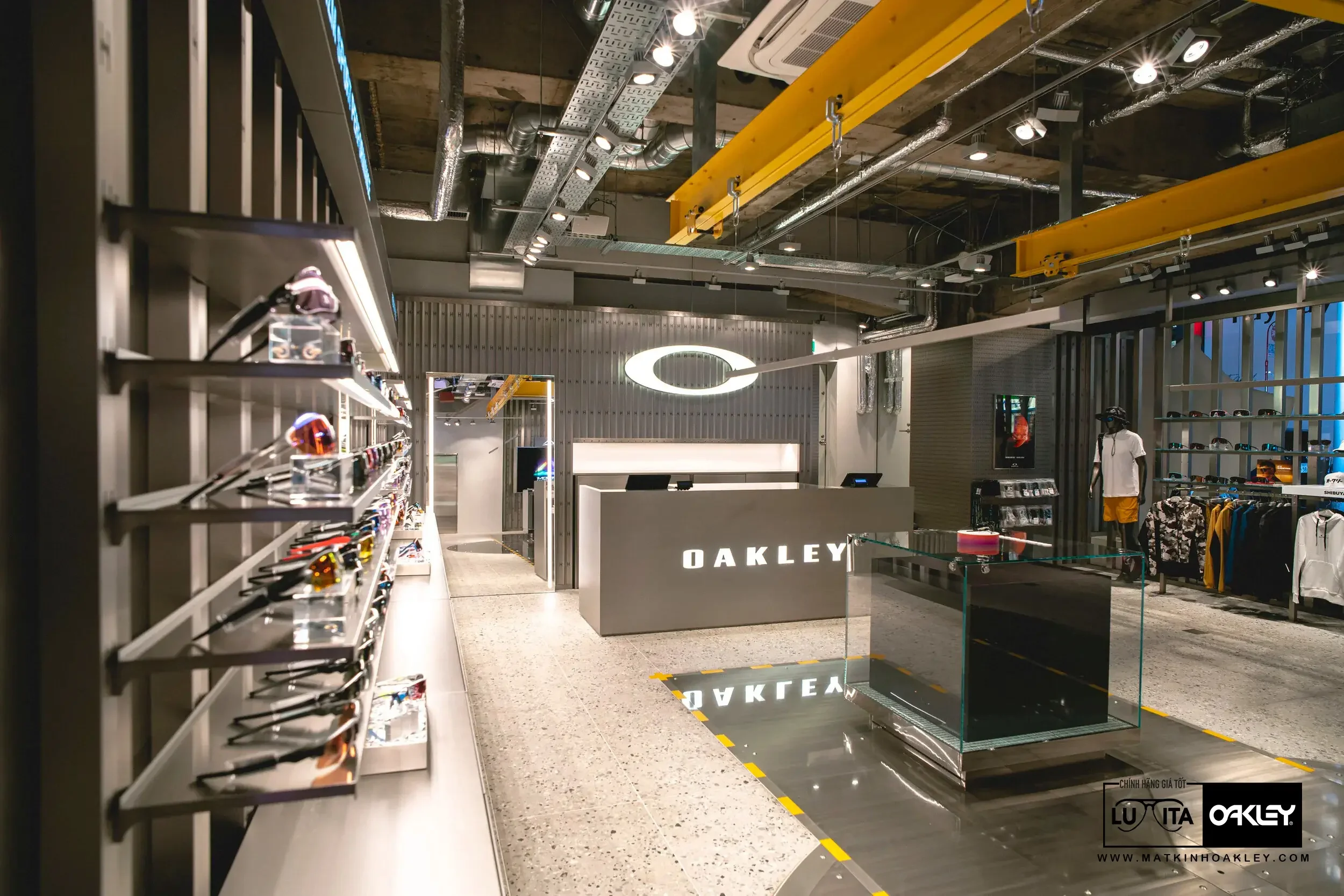 Mắt Kính Oakley • Đại lý uỷ quyền chính hãng!