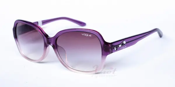 Kính mát Vogue VO2827SD 1965 8H