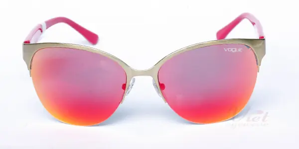 Kính mát Vogue VO3919S 848 6Q
